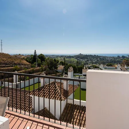 Paraiso Pueblo Luxurious Penthouse 360º Sea Views - 2603 アパート *