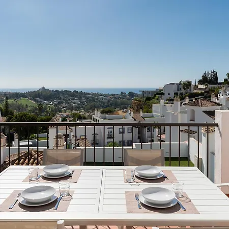 Paraiso Pueblo Luxurious Penthouse 360º Sea Views - 2603 アパート エステポナ