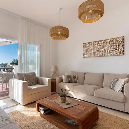 Paraiso Pueblo Luxurious Penthouse 360º Sea Views - 2603 アパート エステポナ